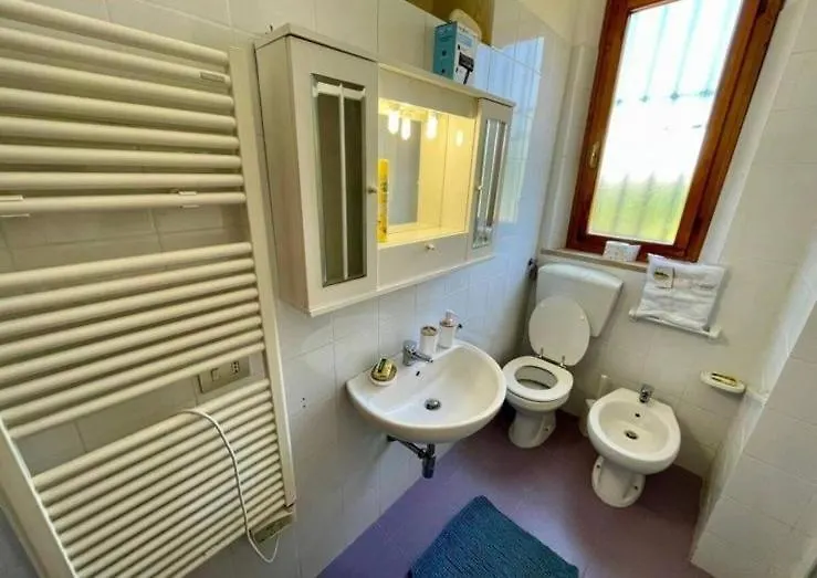 Rustico Jacuzzi & Wine Apartment La Collina Italy